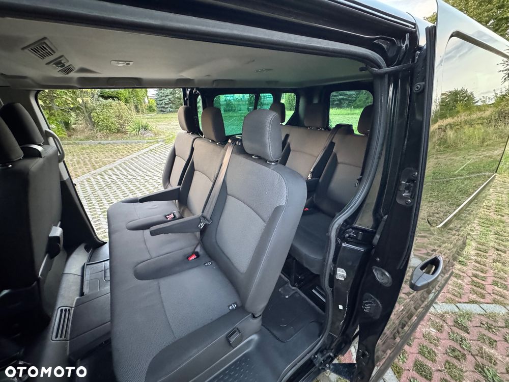 Renault Trafic 2.0 dCi - 10