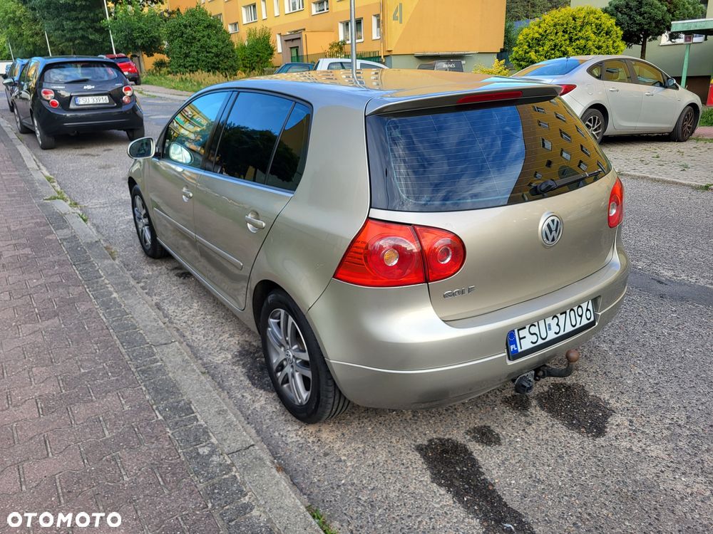 Volkswagen Golf - 3