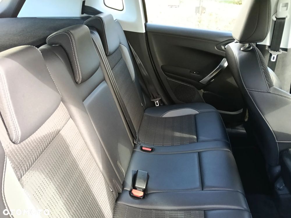 Peugeot 2008 PureTech 110 Stop&Start EAT6 Allure - 19