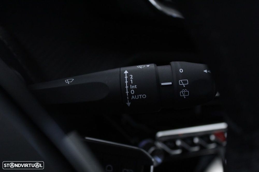 Peugeot 208 1.2 PureTech Allure Pack - 25