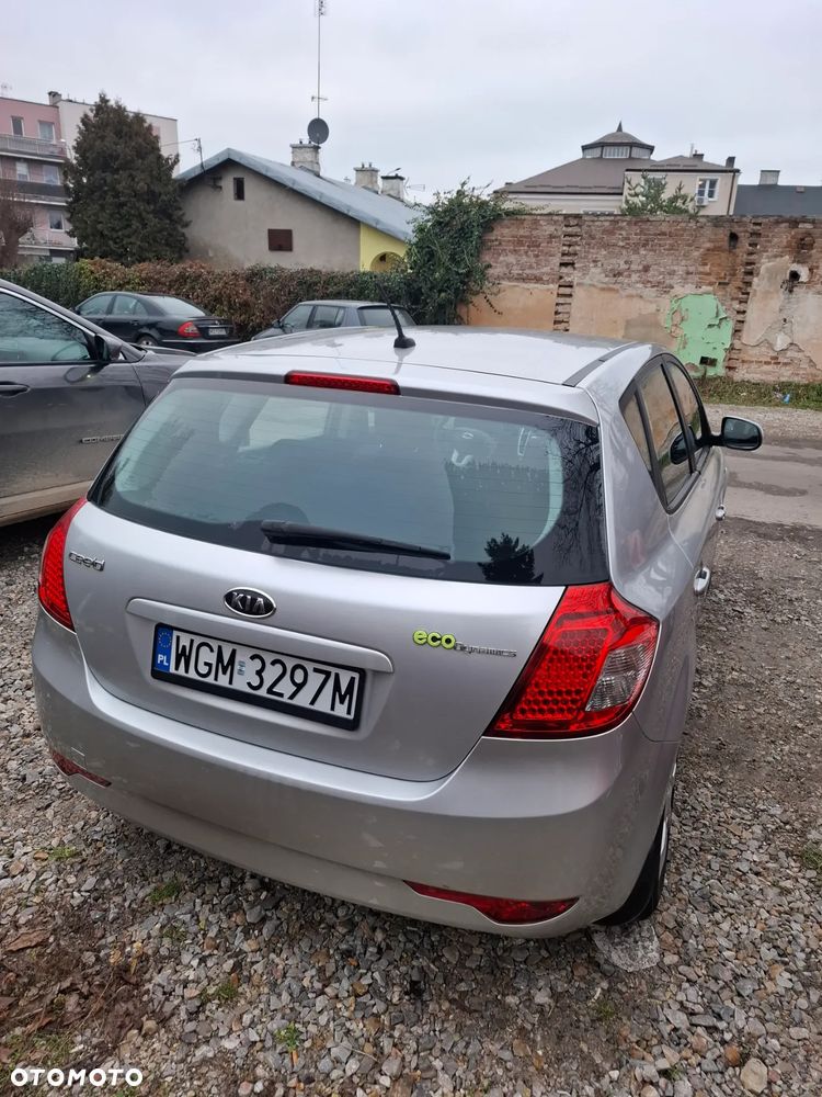 Kia Ceed - 3