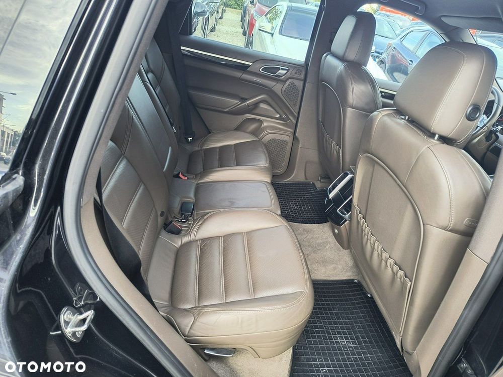 Porsche Cayenne Diesel Tiptronic S - 14