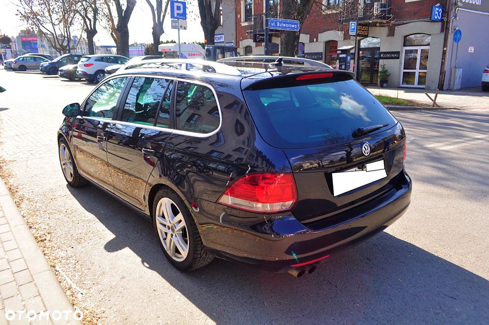 Volkswagen Golf - 4