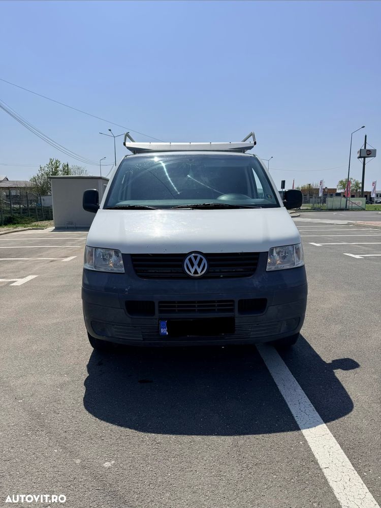 Volkswagen Transporter - 1
