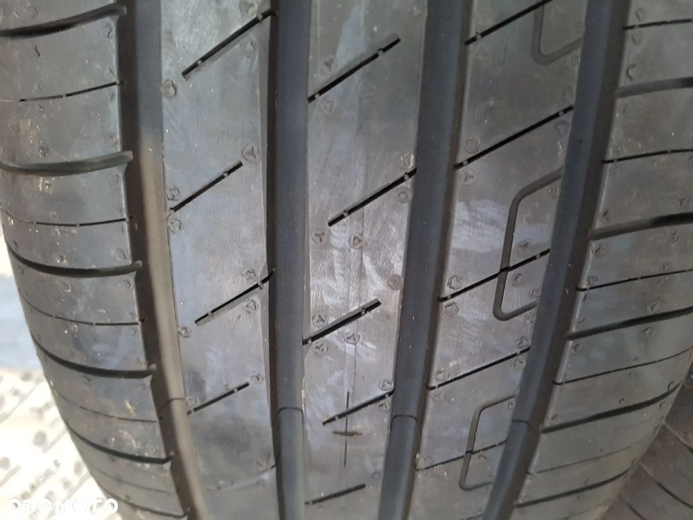 GOODYEAR EFIFICENT GRIP PERFORMANCE   215/50R17  215/50/17 - 12