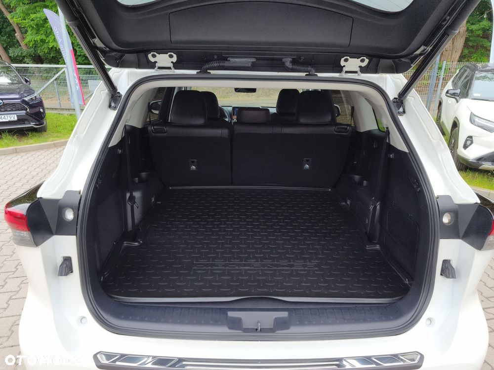 Toyota Highlander - 13