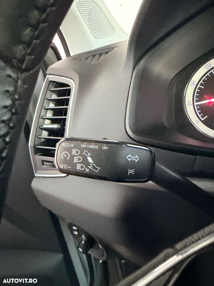 Skoda Karoq 1.0 TSI Clever - 27