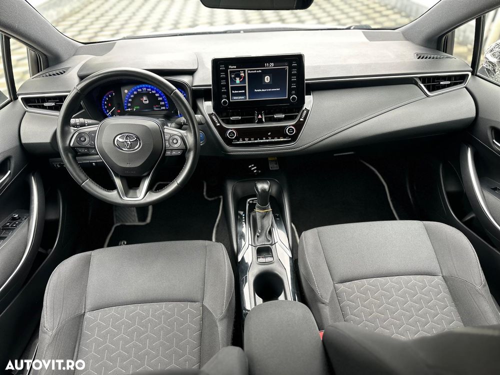 Toyota Corolla 1.8 HSD Business - 8