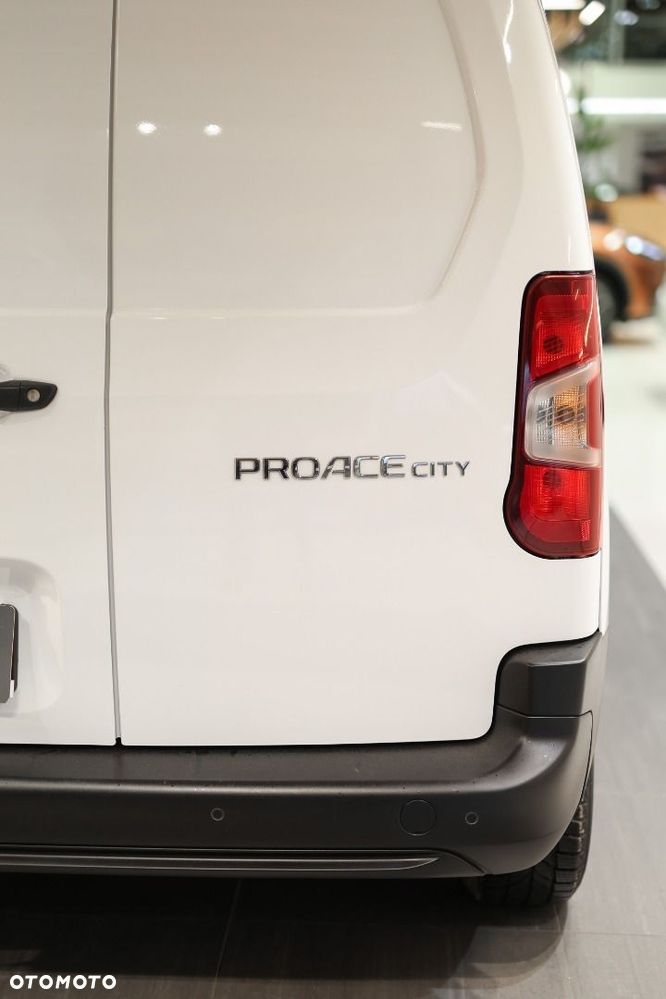 Toyota PROACE CITY - 22