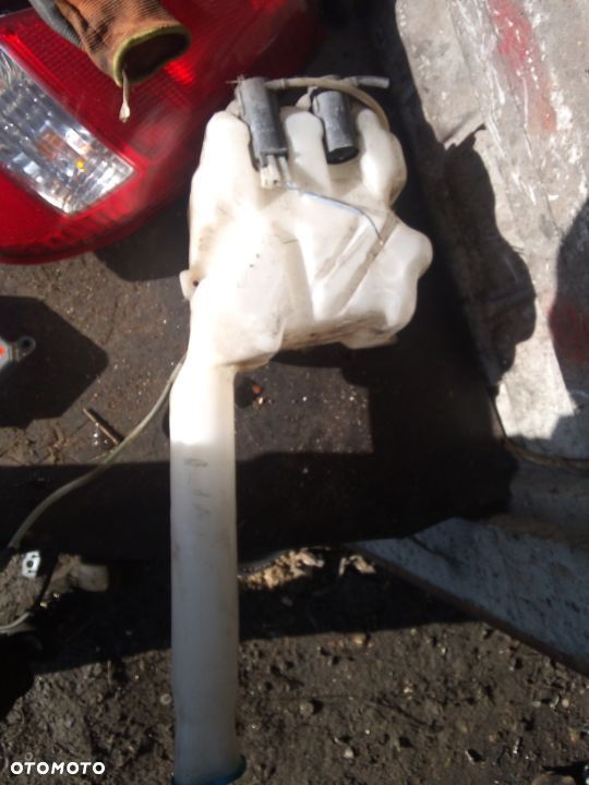 Suzuki liana zbiorniczek spryskiwaczy silniczek - 1