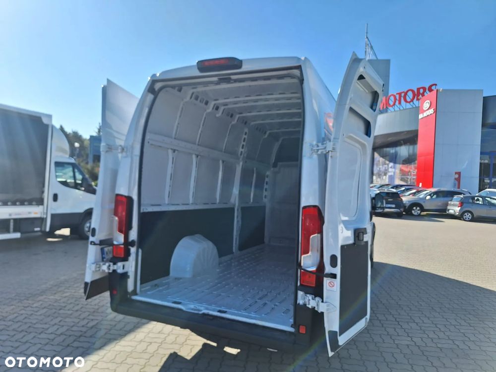 Fiat Ducato L4H3 - niski przebieg - baza Kamper - max wysoki - super stan - 9