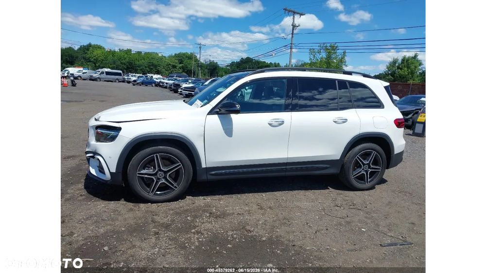 Mercedes-Benz GLB 250 4Matic 8G-DCT AMG Line - 8