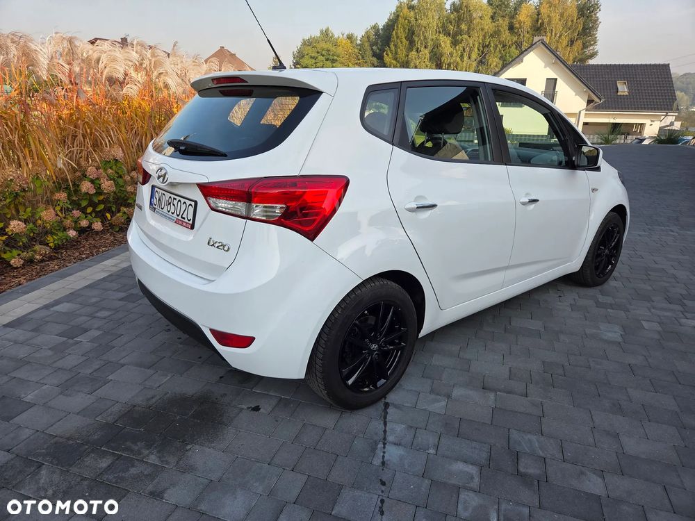 Hyundai ix20 - 7