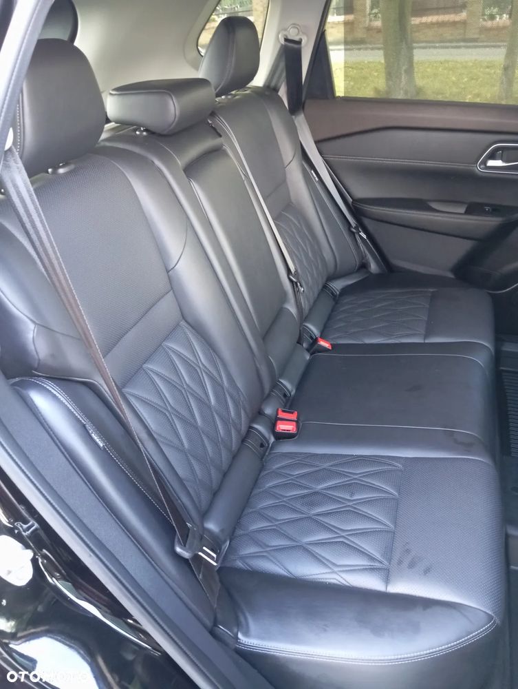 Nissan Rogue - 20