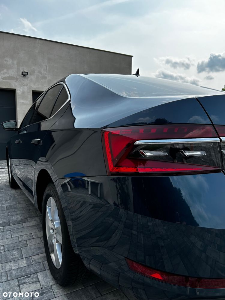 Skoda Superb 2.0 TDI Ambition DSG7 - 11