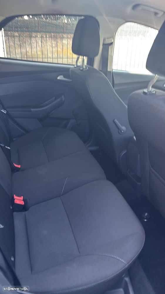 Ford Focus 1.0 EcoBoost S&S - 16