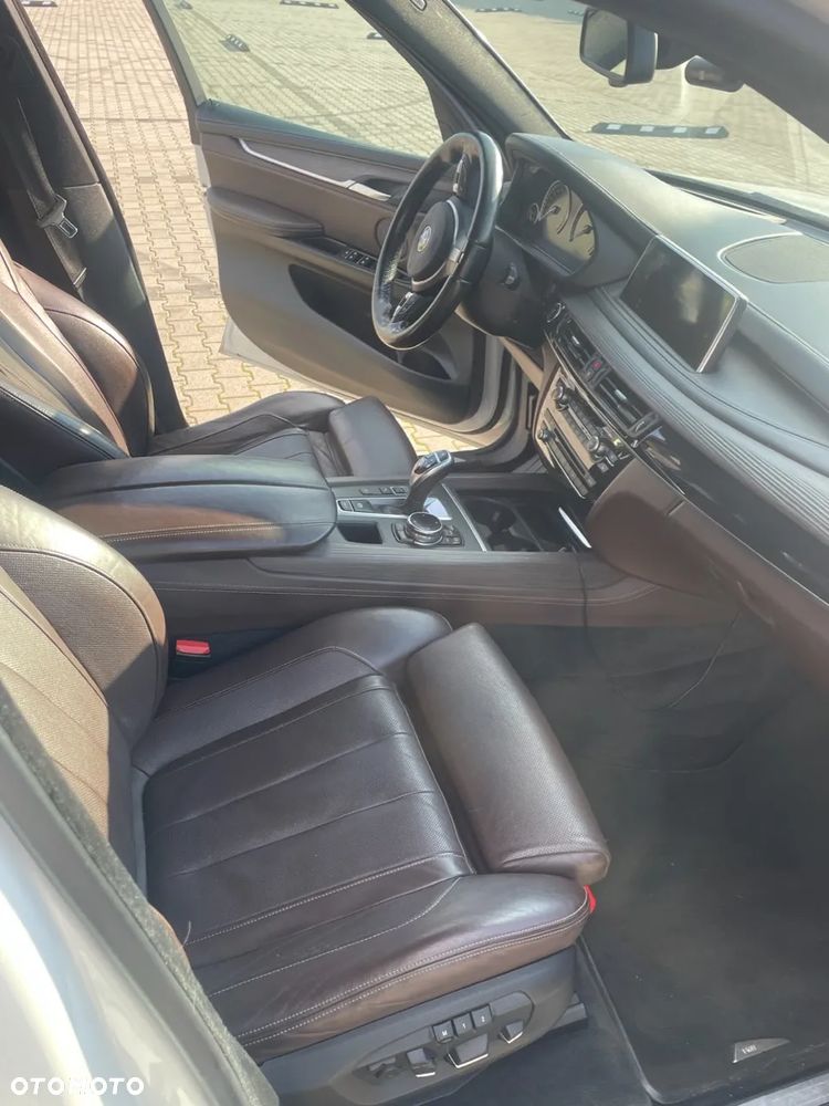 BMW X5 xDrive40d - 9