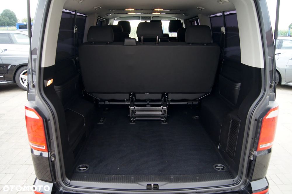 Volkswagen Caravelle - 14