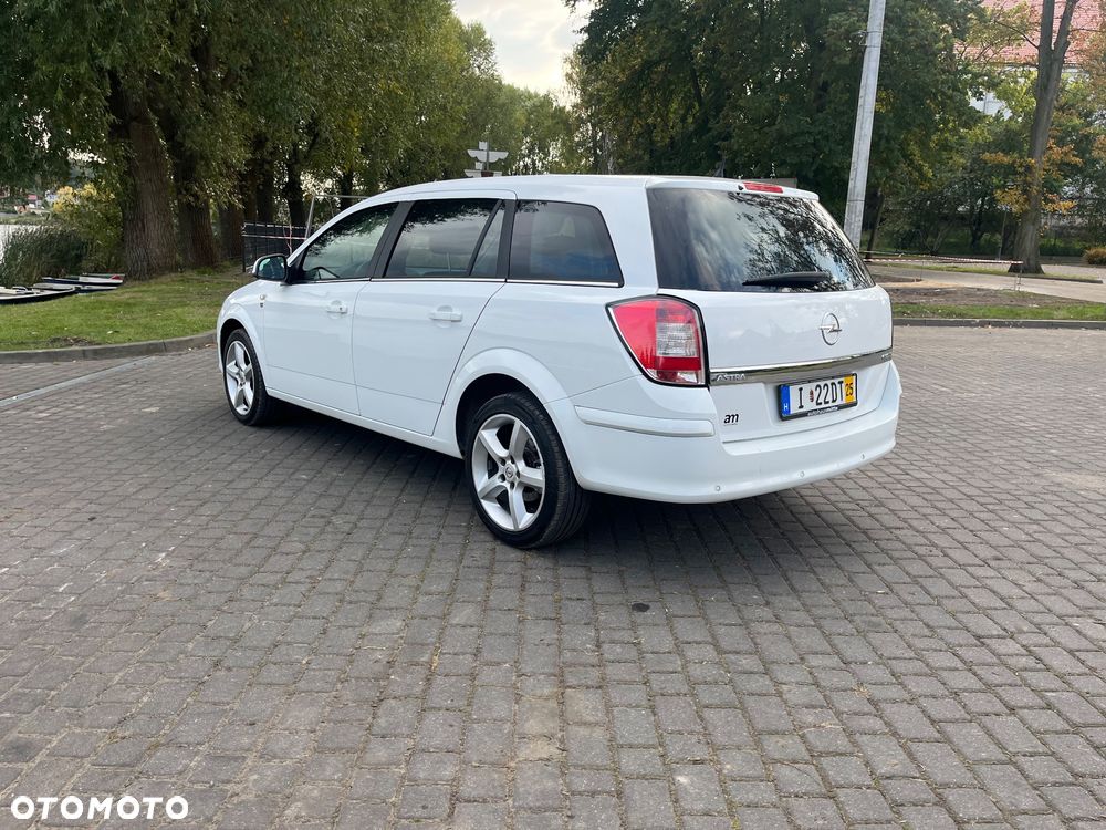Opel Astra 1.4 Caravan Edition - 2
