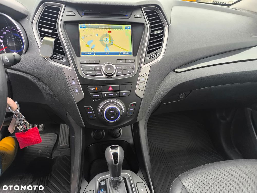 Hyundai Santa Fe 2.2 CRDI Premium - 11