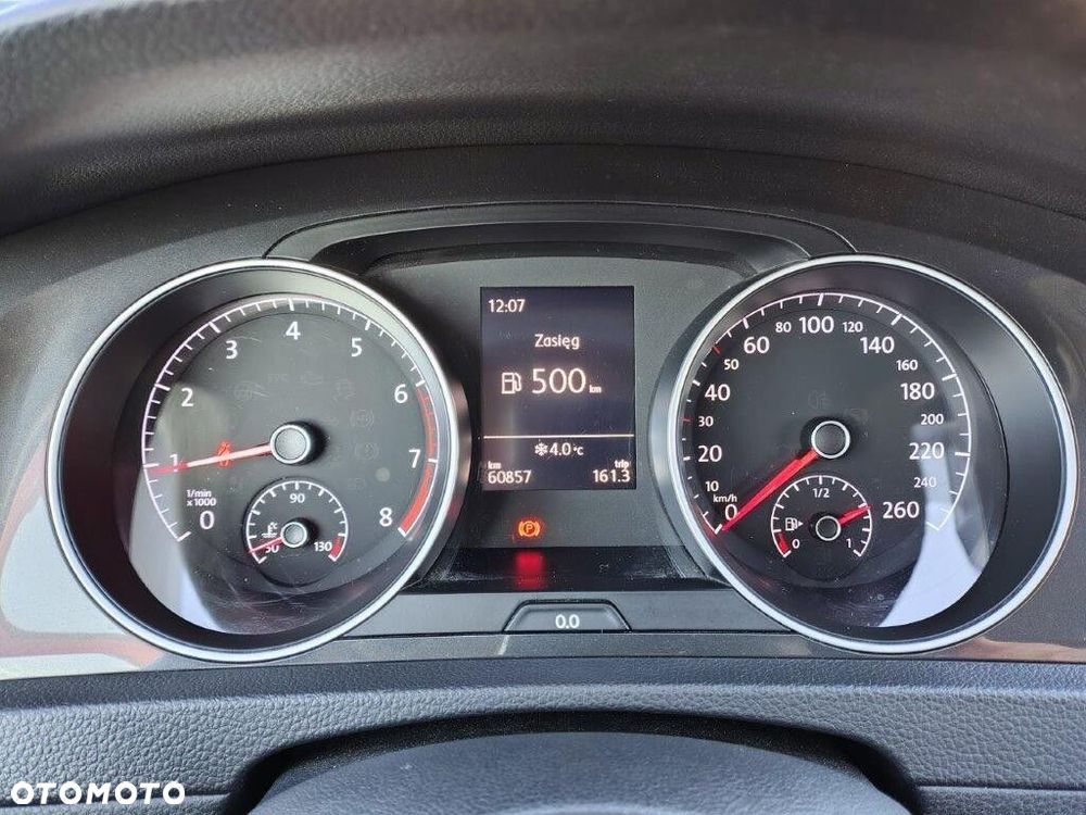 Volkswagen Golf - 16