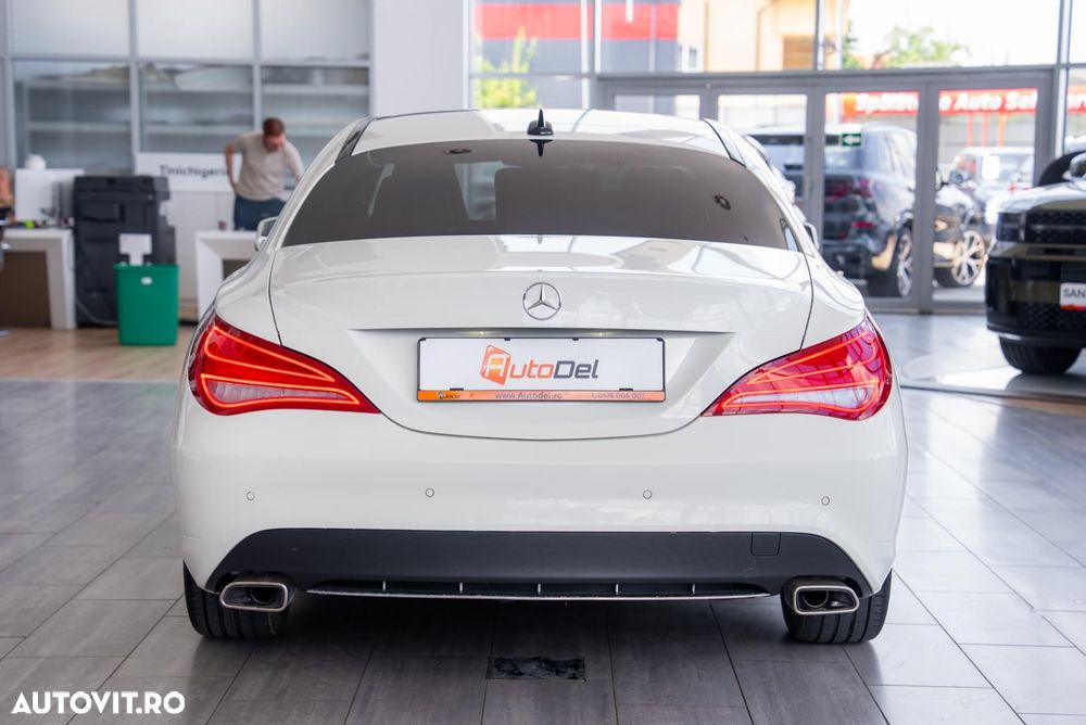 Mercedes-Benz CLA 180 Shooting Brake - 9