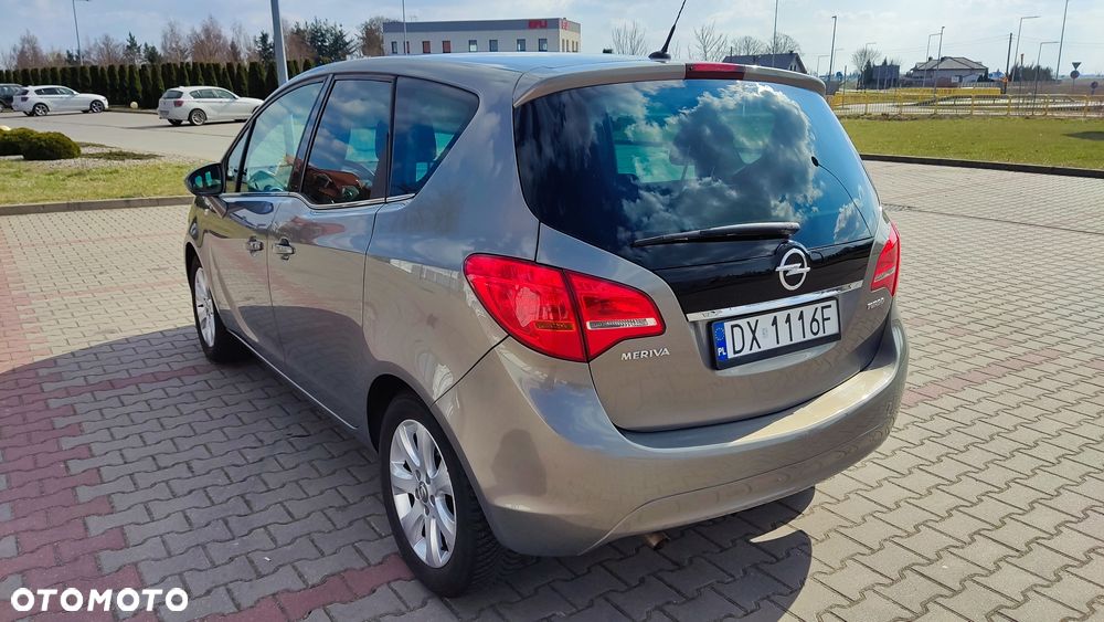Opel Meriva - 9