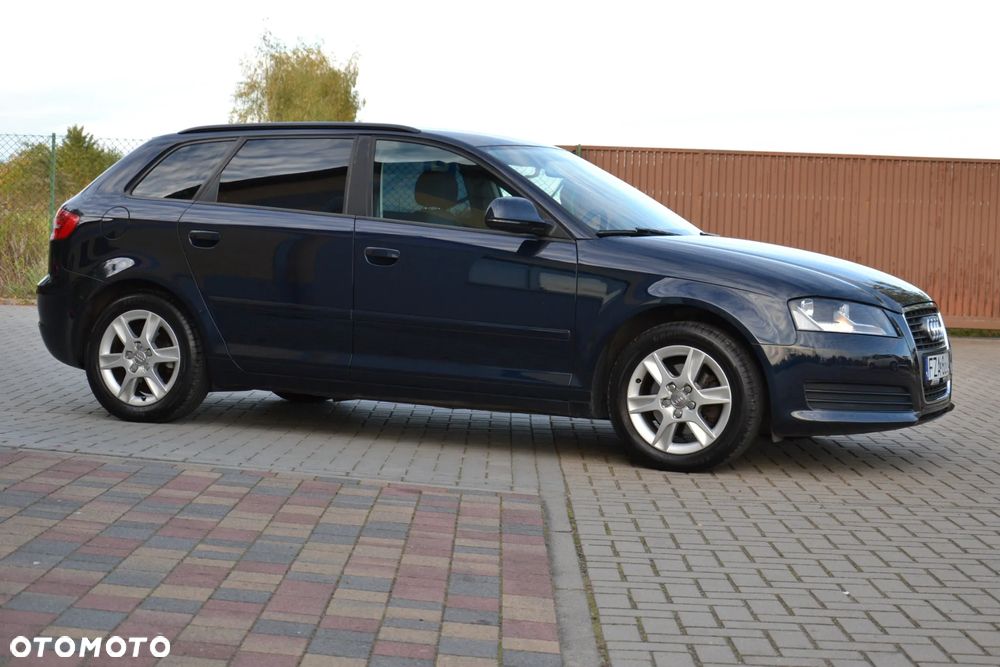 Audi A3 Sportback 1.4 TFSI Attraction - 8
