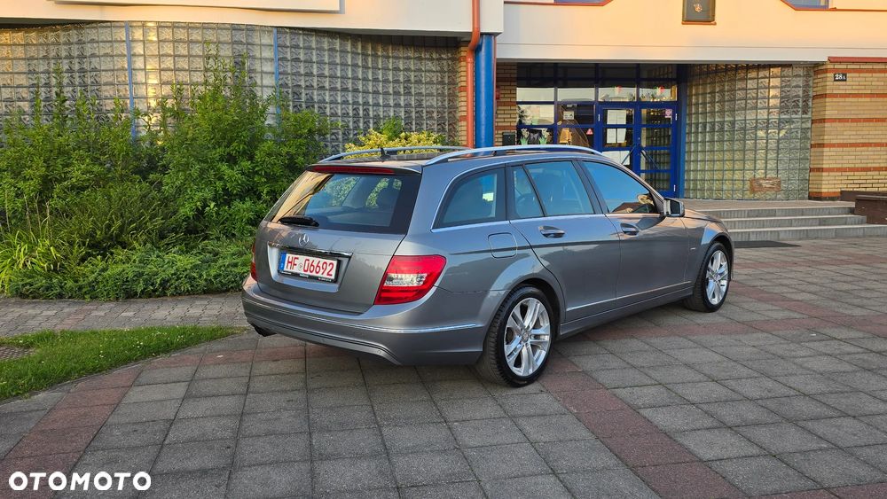 Mercedes-Benz Klasa C 180 BlueEFFICIENCY Avantgarde - 38