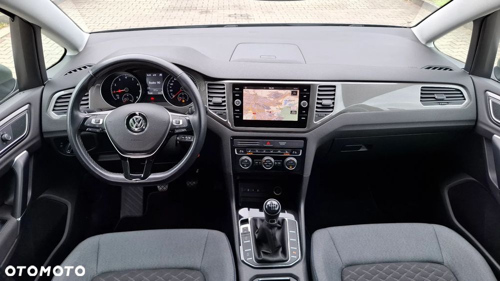 Volkswagen Golf Sportsvan - 14