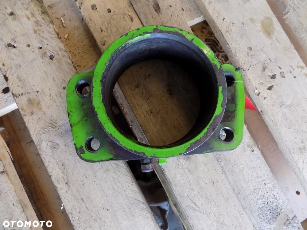 Merlo P 34.7 mocowanie wieszak ucho mostu tylnego - 3