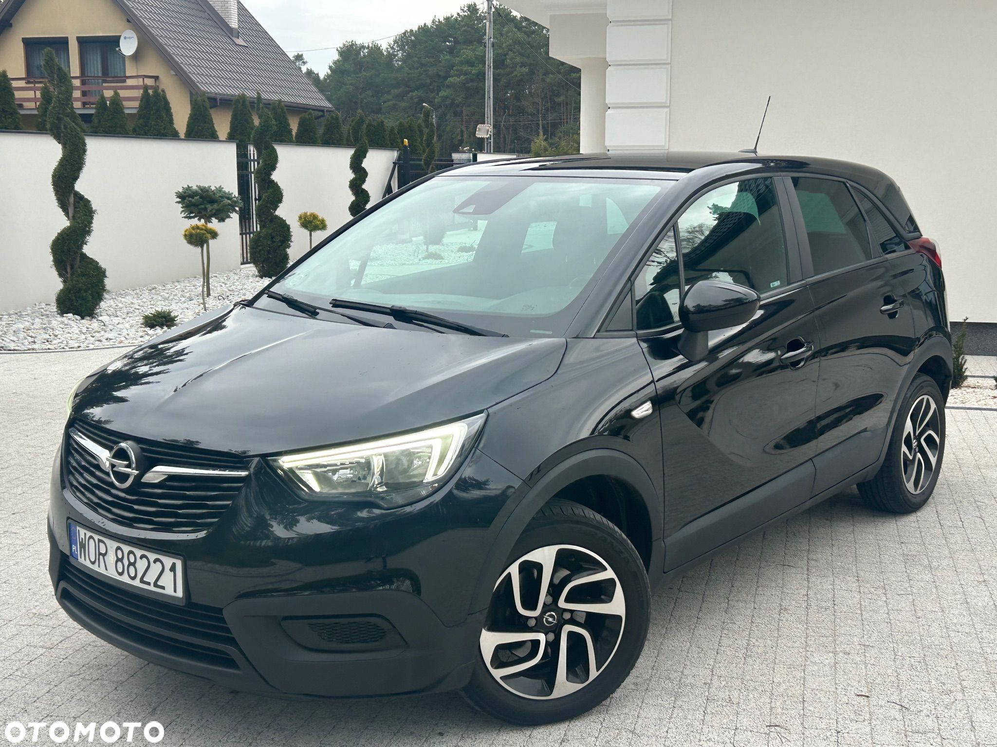 Opel Crossland X - 1
