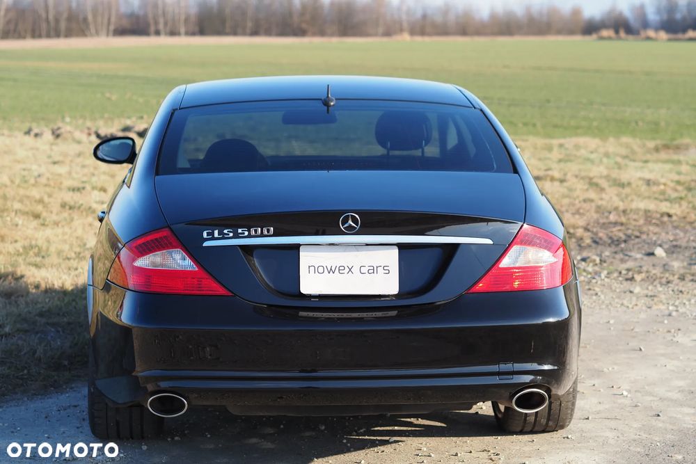 Mercedes-Benz CLS - 9