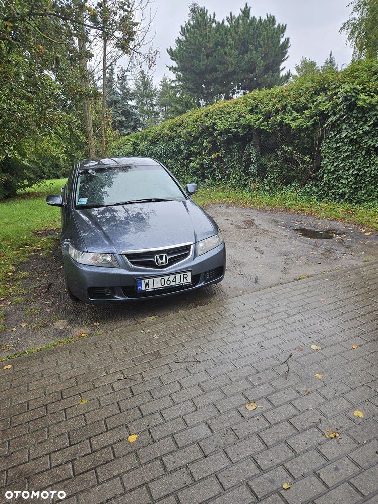 Honda Accord - 1