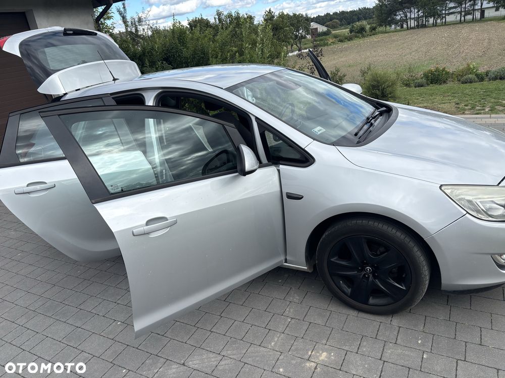 Opel Astra - 4