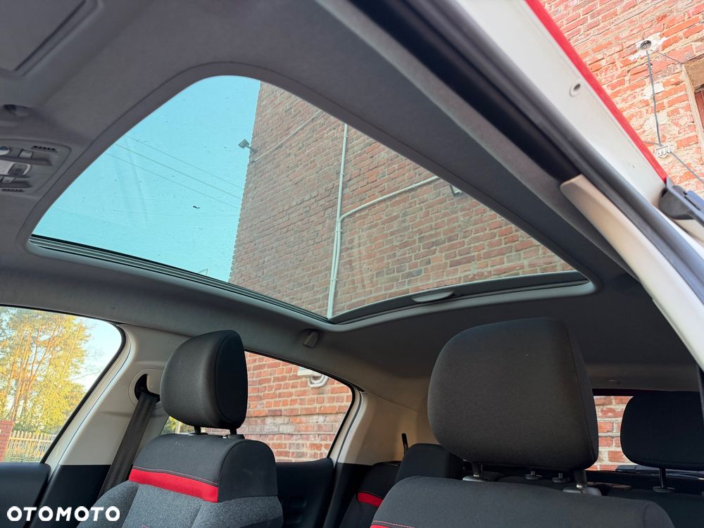 Citroën C3 Pure Tech (VTi) 82 Exclusive - 23
