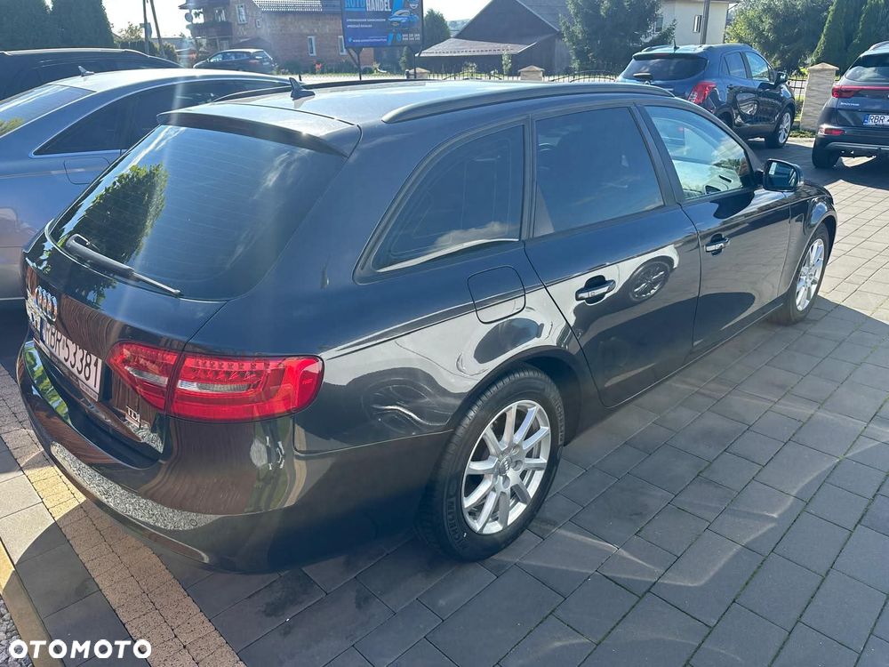Audi A4 Avant 2.0 TDI ultra - 5