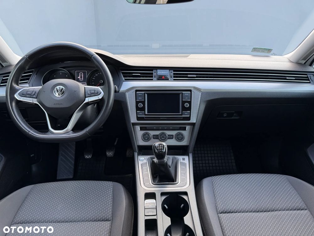 Volkswagen Passat 2.0 TDI EVO Essence - 23