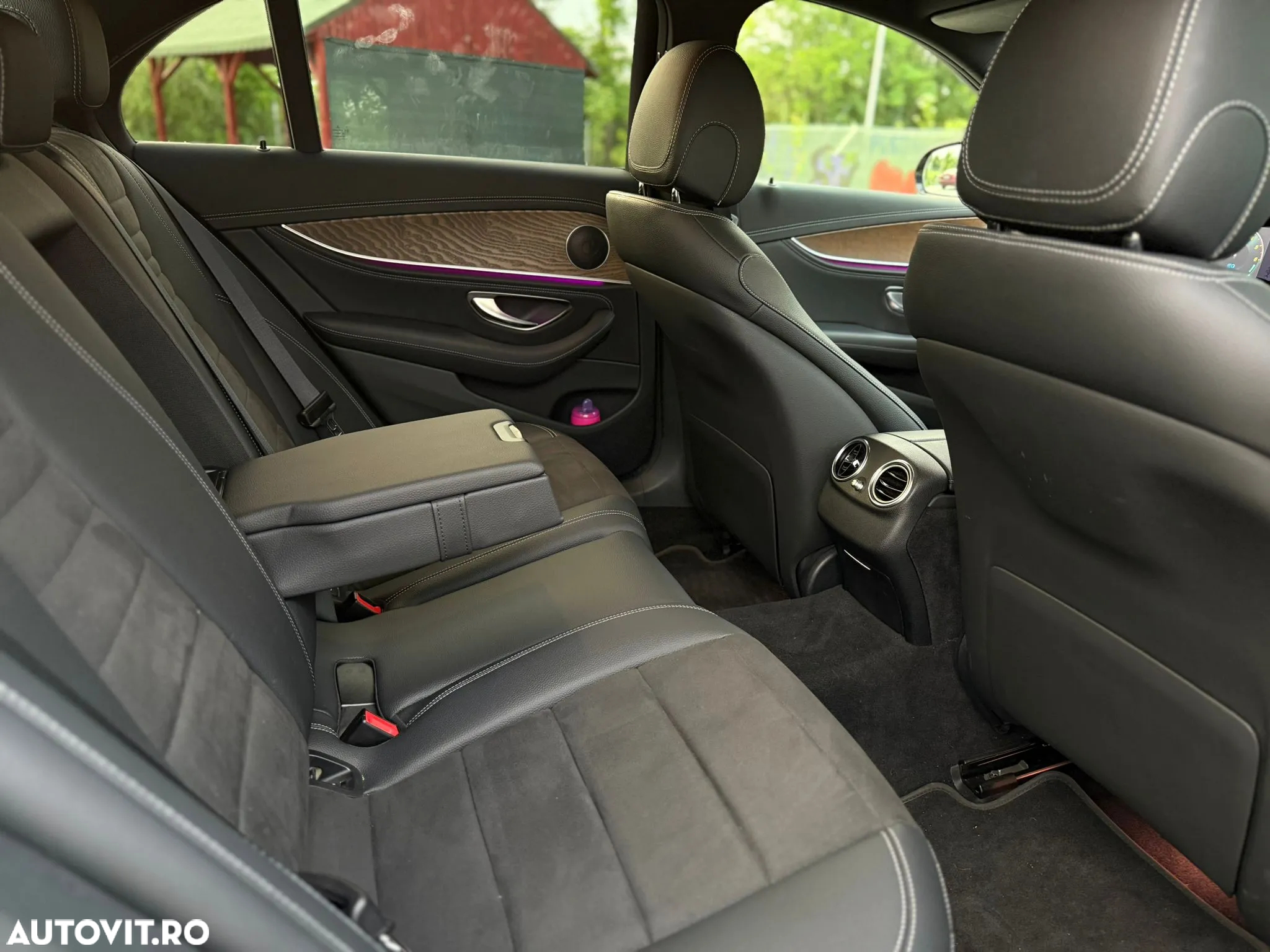 Mercedes-Benz E - 20