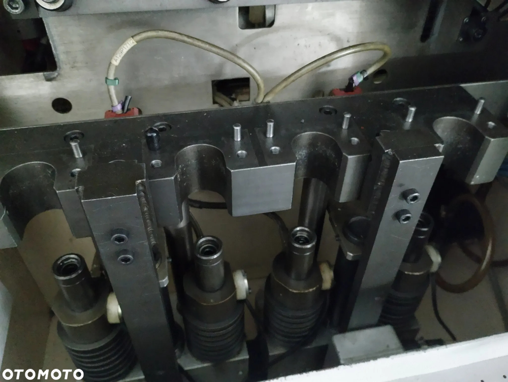 Hartridge CRi-PC 4 liniowy - stół probierczy - 20
