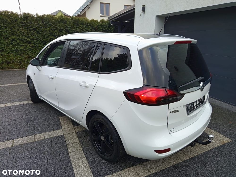 Opel Zafira Tourer 2.0 CDTI Active - 2