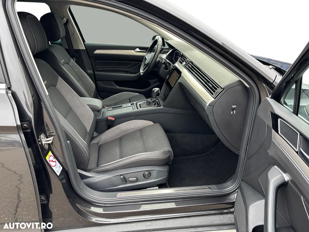 Volkswagen Passat Alltrack 2.0 TDI SCR DSG 4Motion - 27