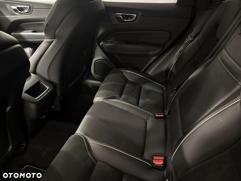 Volvo XC 60 D4 SCR AWD R-Design - 20