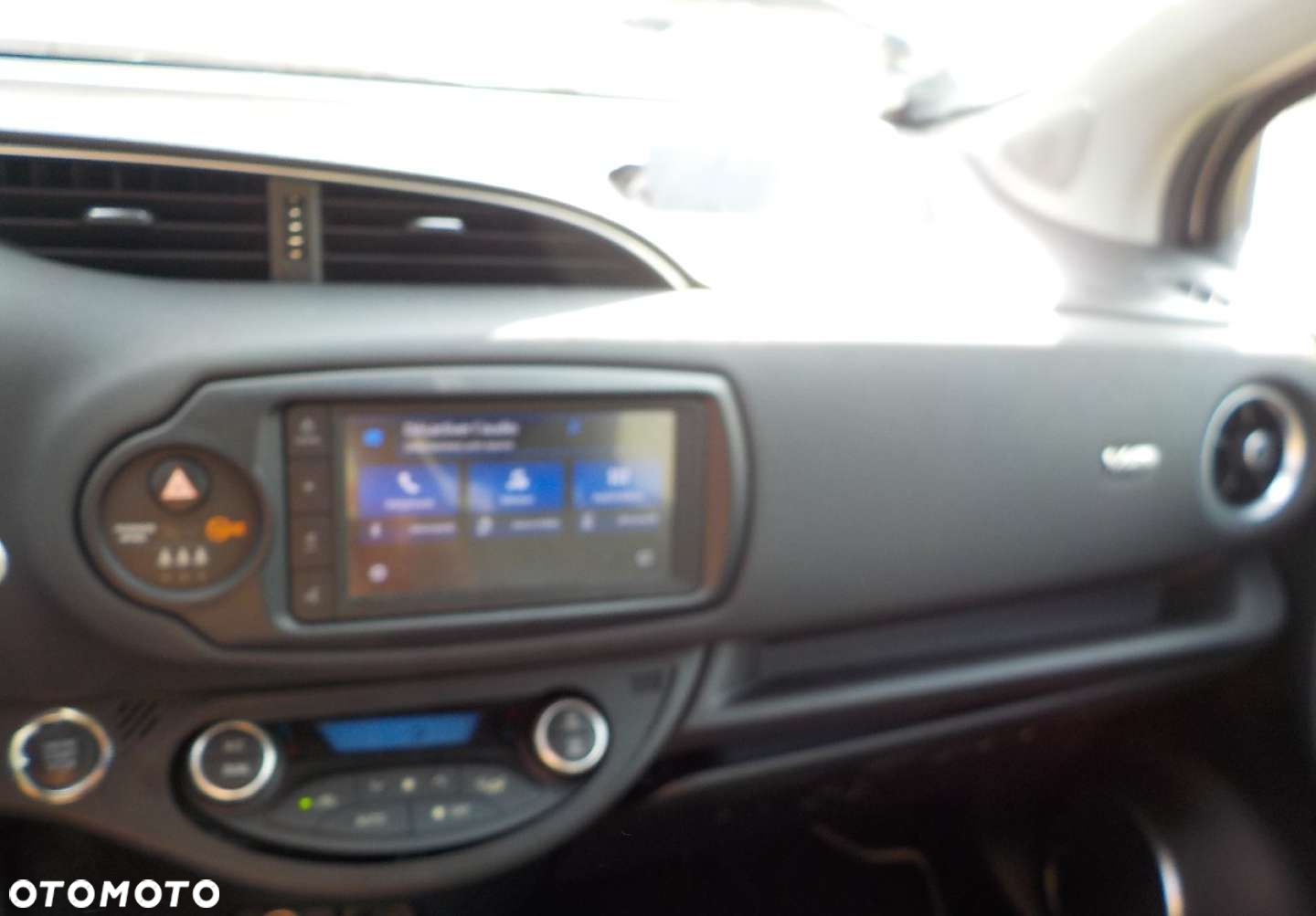 Toyota Yaris - 24