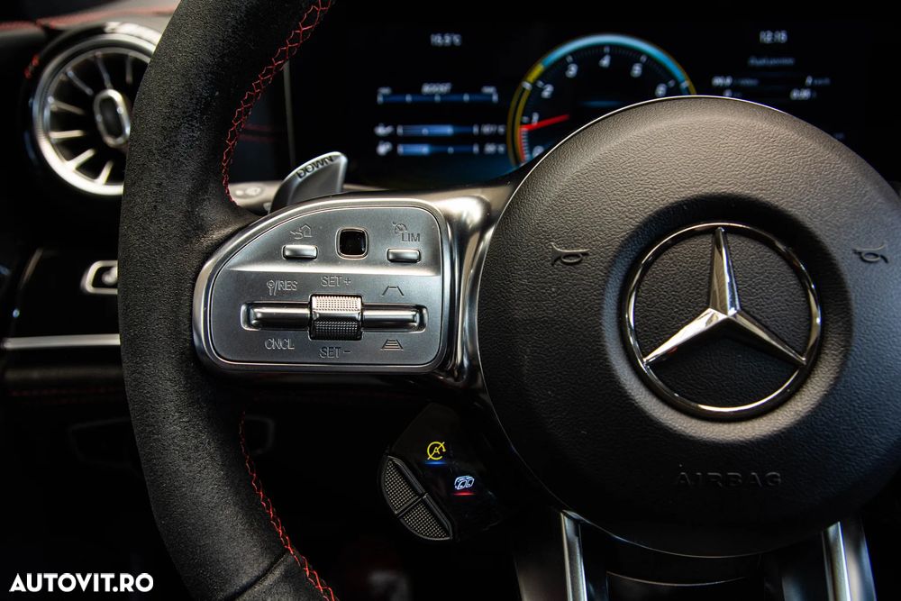 Mercedes-Benz AMG GT 43 4MATIC+ - 25
