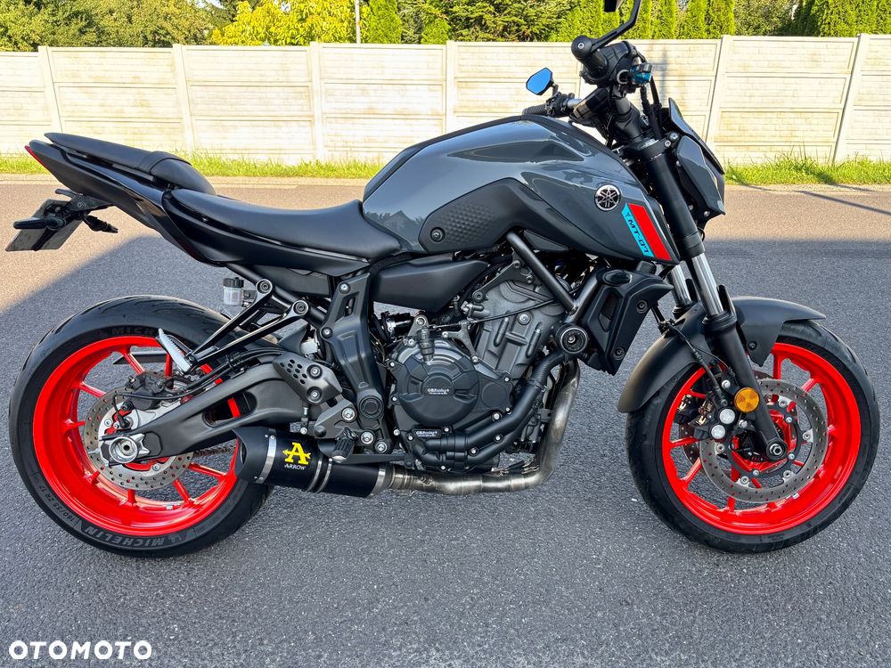 Yamaha MT - 9