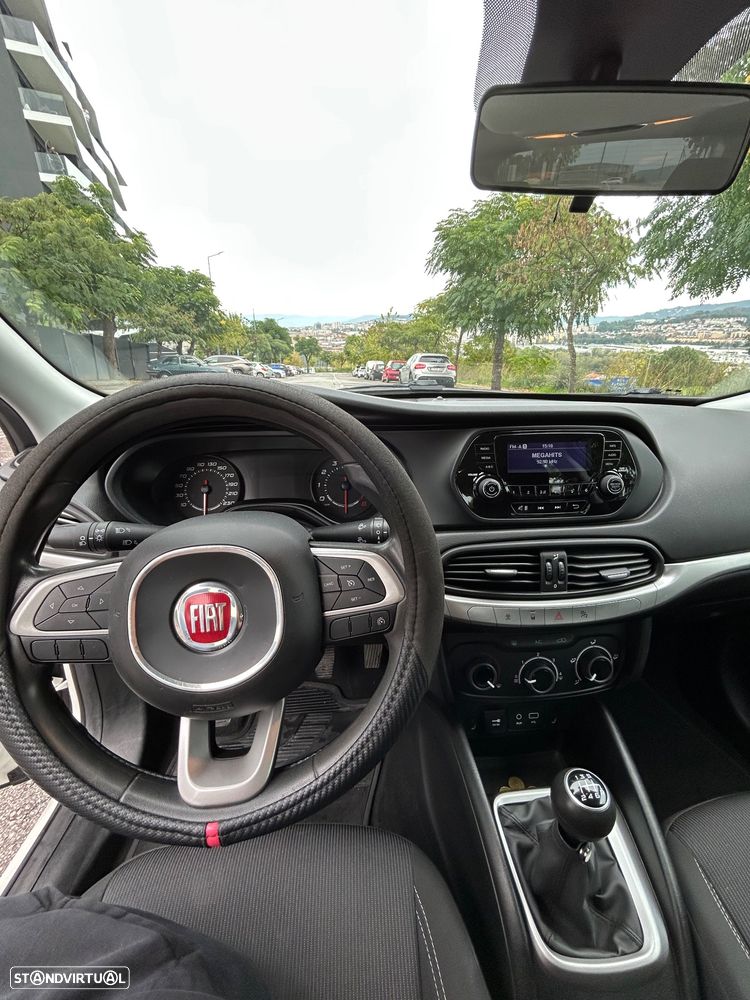 Fiat Tipo 1.4 16V Pop - 10