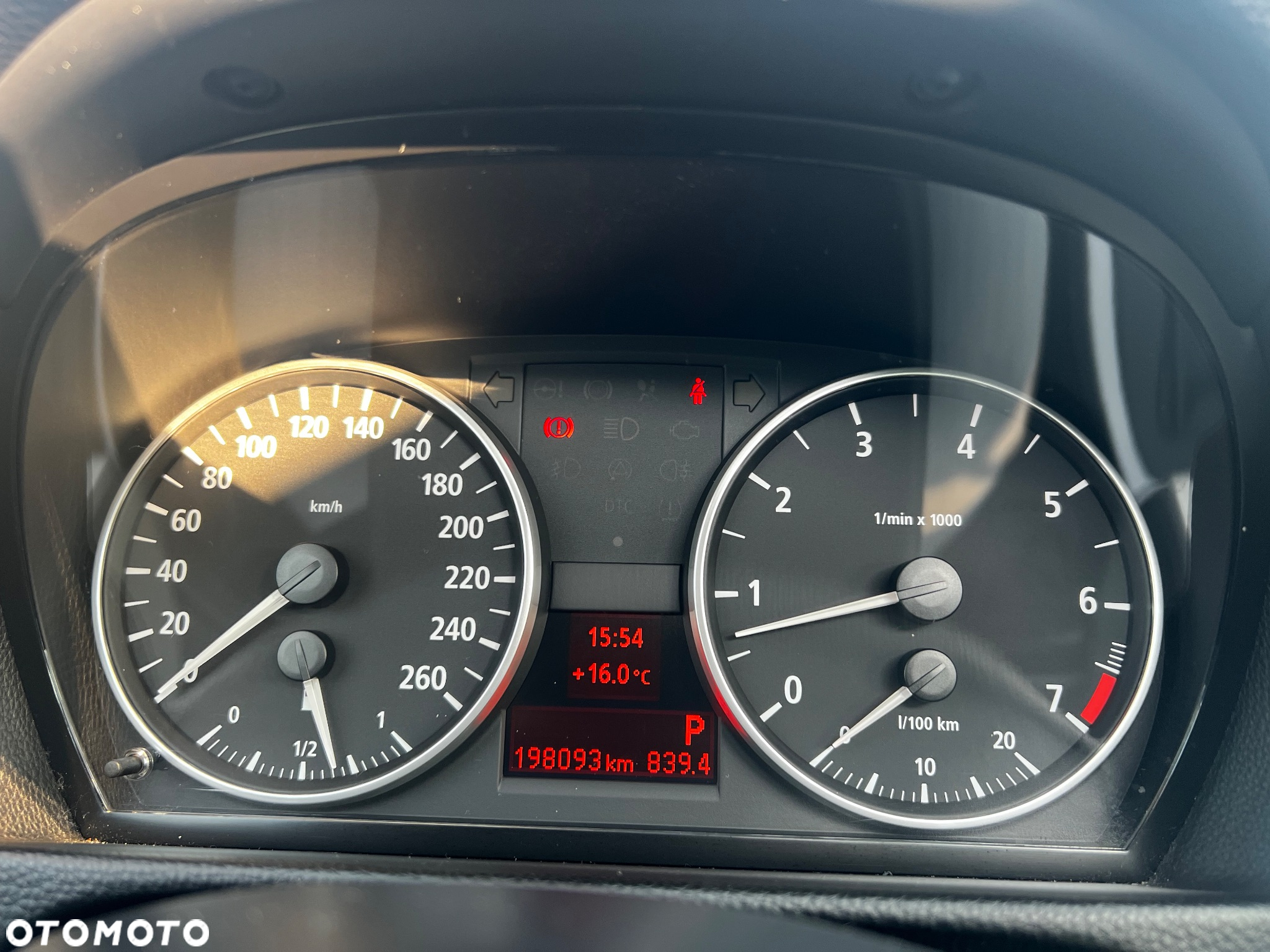 BMW Seria 3 320i Touring - 12