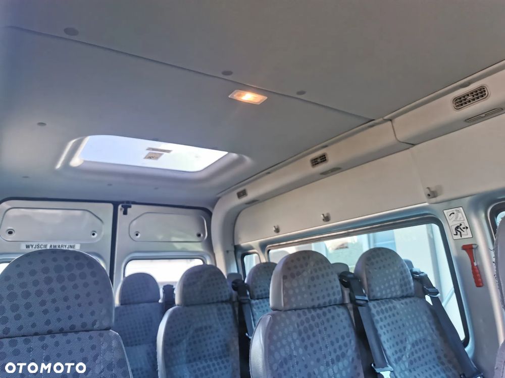 Ford Transit 350L Trend - 7