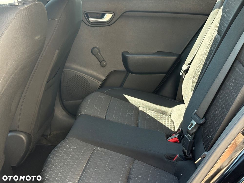 Kia Rio 1.2 M - 18